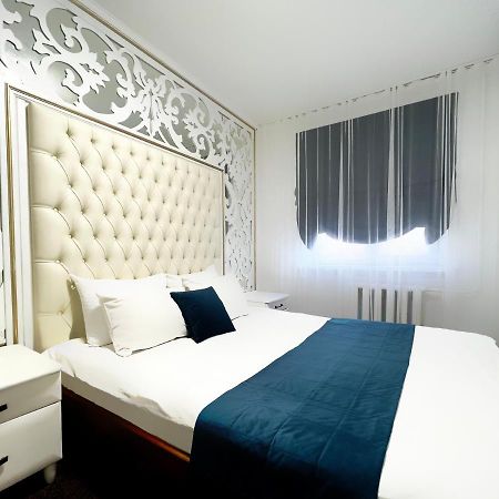 Enrico Hotel Dnipro Luaran gambar
